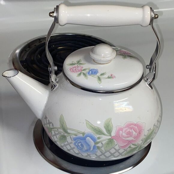 Kitchen Concepts Designed By Sal Tera Himark Enamel - Picture 2 of 11